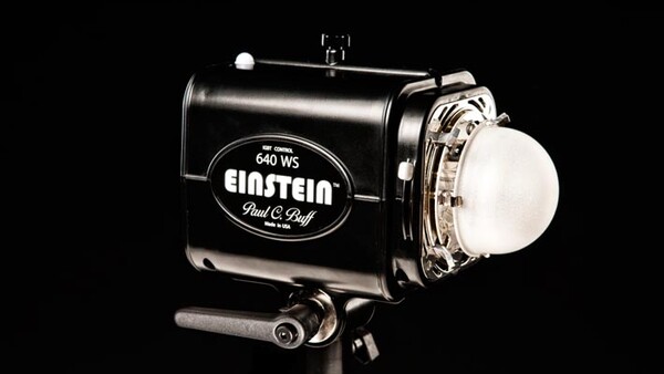 Einstein 640 & PLM System Review From Paul C. Buff