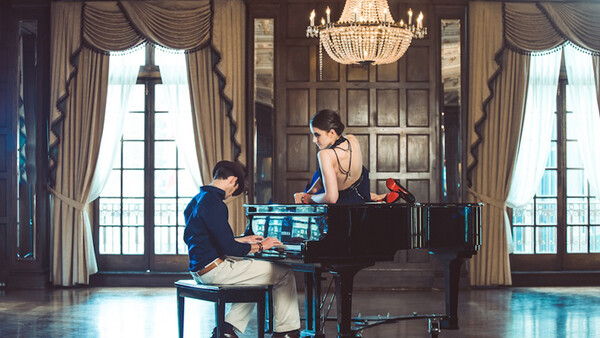 Behind the Scenes of a Jewelry Lifestyle Photo Shoot