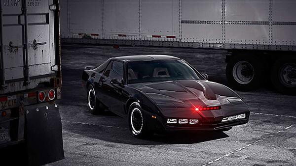 Full Behind The Scenes Of A Photoshoot With KITT And The A-Team Van
