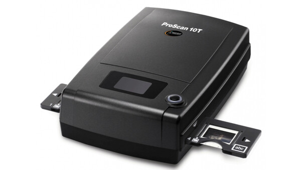 Pocket-Sized 10,000 DPI 35mm Film Scanner Announced