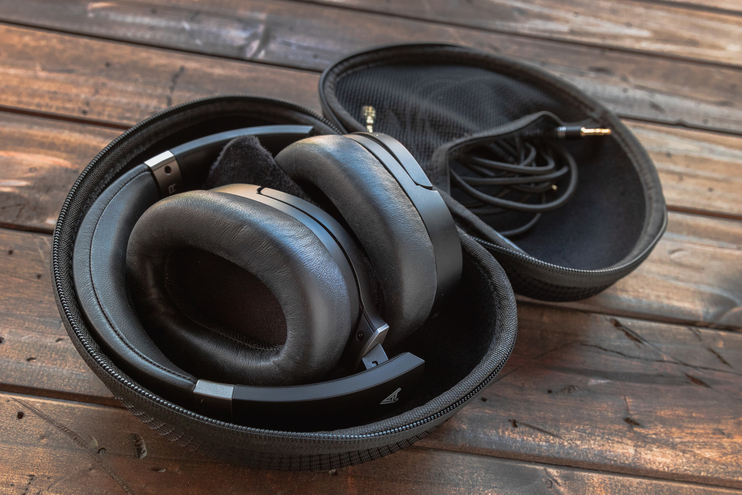 We Review the Portable Audeze LCD 1 Reference Series Headphones