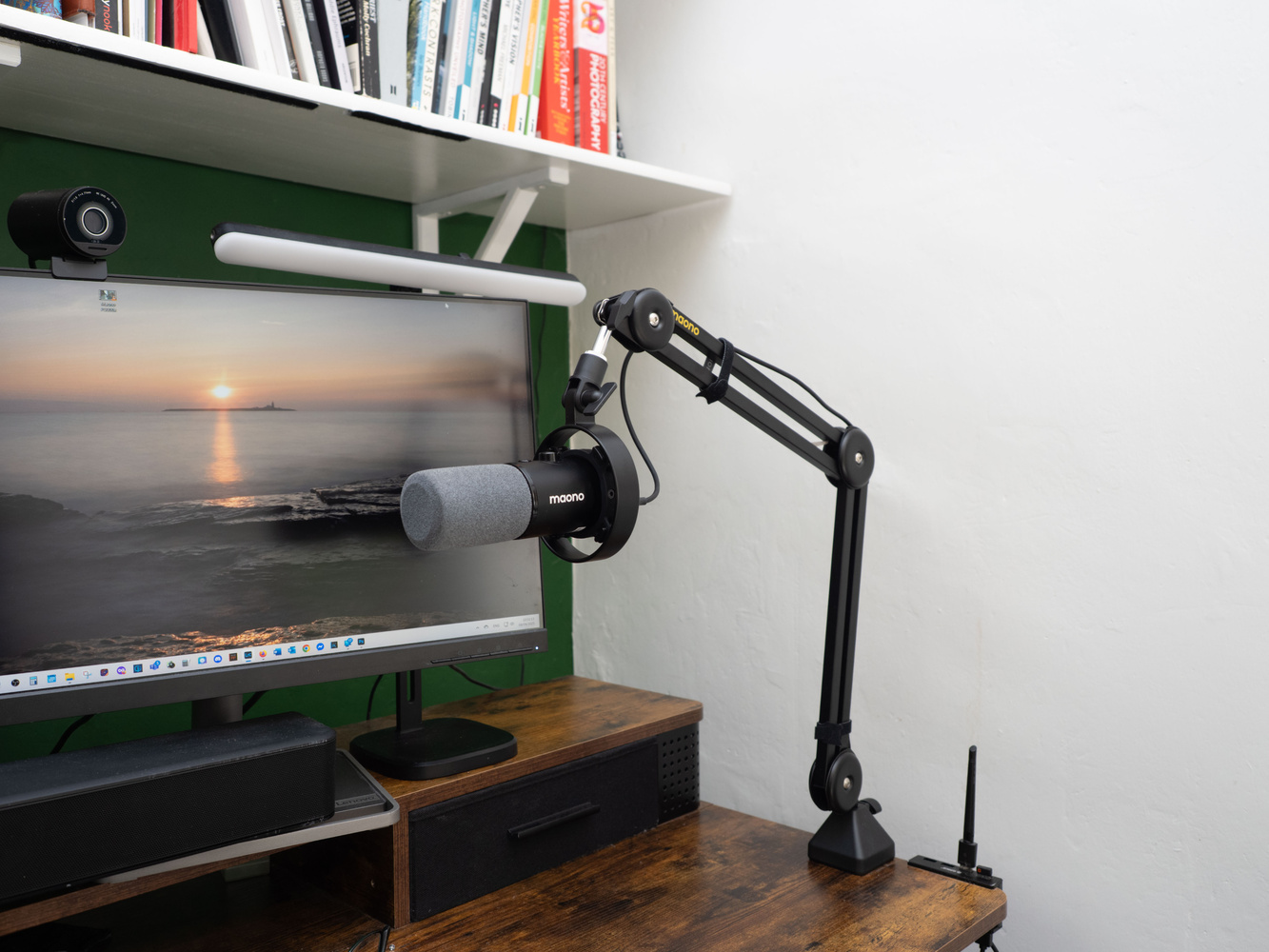 MAONO Dynamic Microphone Boom Arm Kit: Noise Cancellation Mic Bundle For Gaming
