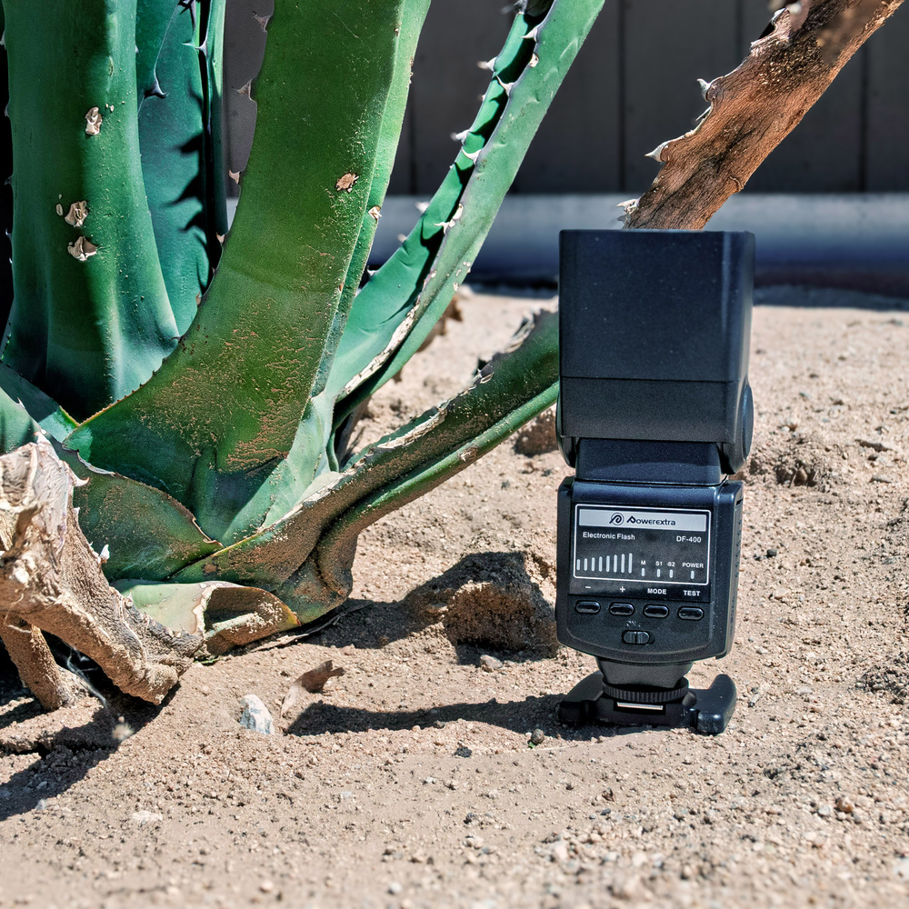 We Checked Out the $40 Powerextra DF-400 Flash: Here's How