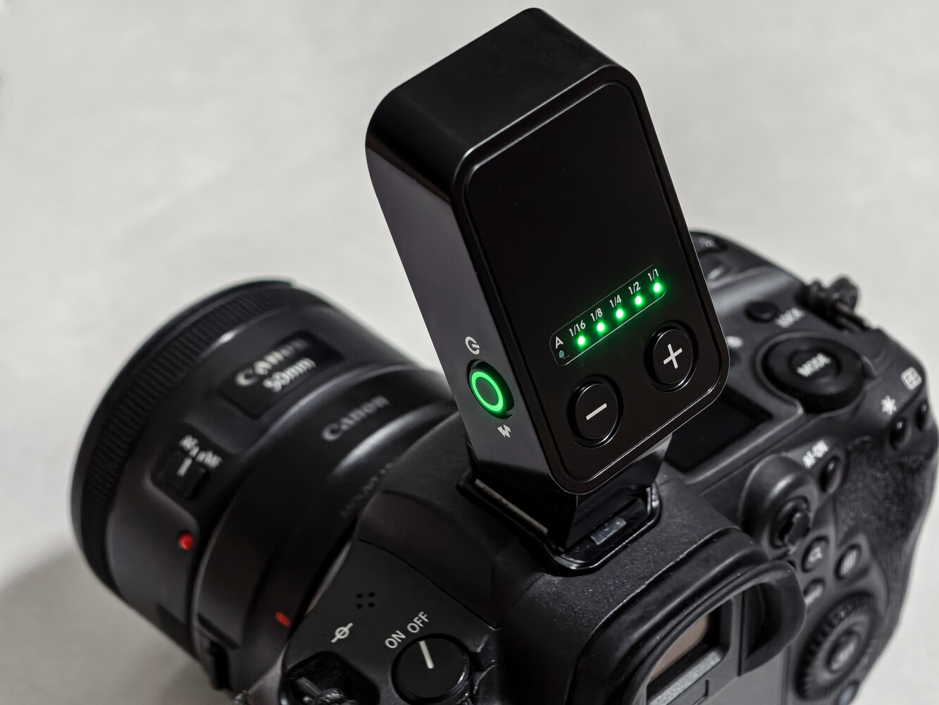 Viltrox Vintage Z2 TTL Flash: Breaking Street Photography
