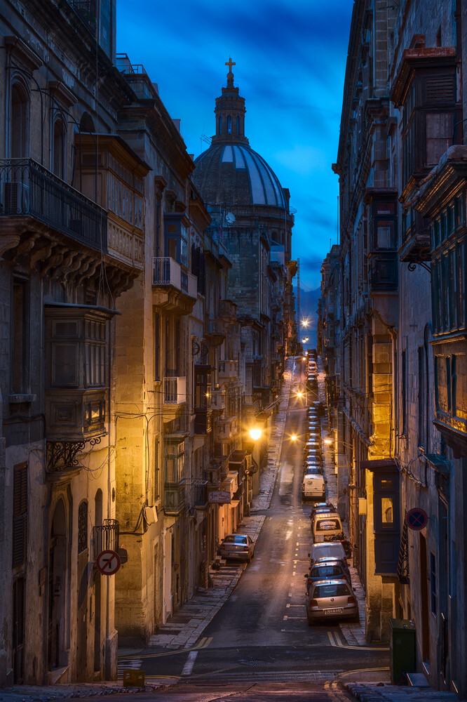 Valletta Street with Cars