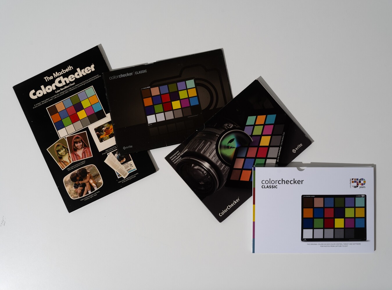 Эволюция упаковки ColorChecker за 50 лет
