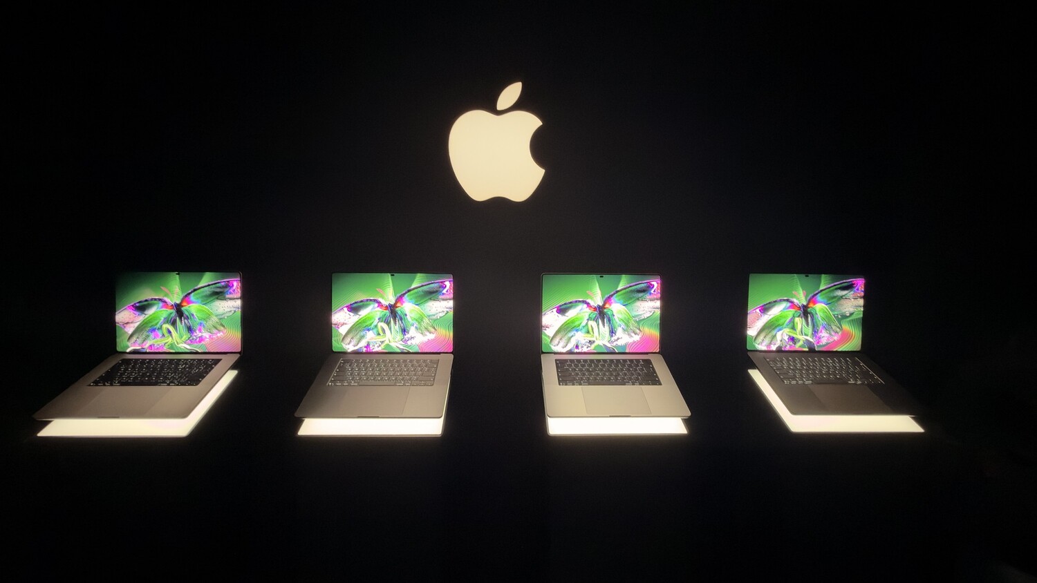Обзор MacBook Pro с экраном PROLED XDR: tandem OLED и поддержка сенсорного ввода