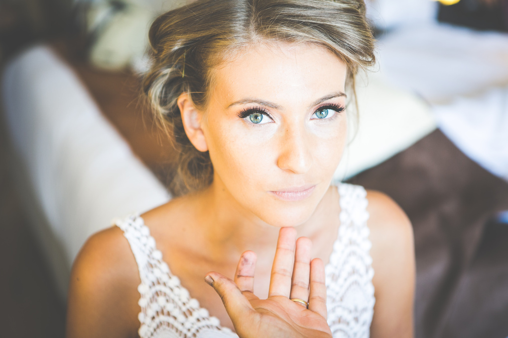 View eyes on me by idan milman