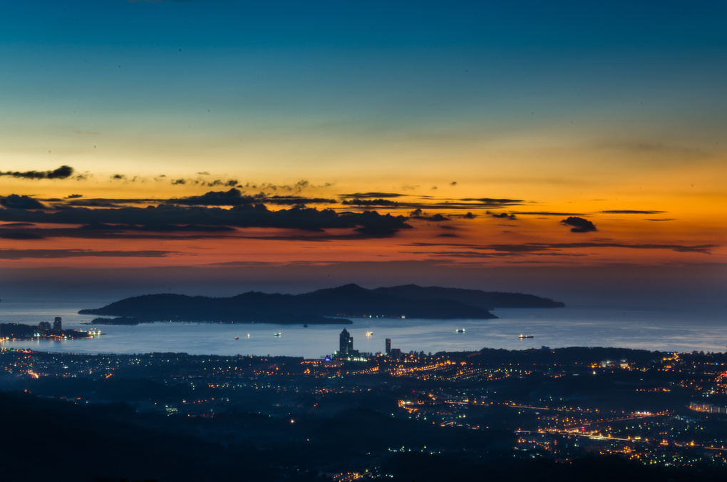 View Untitled 3 by Faiz Abidin
