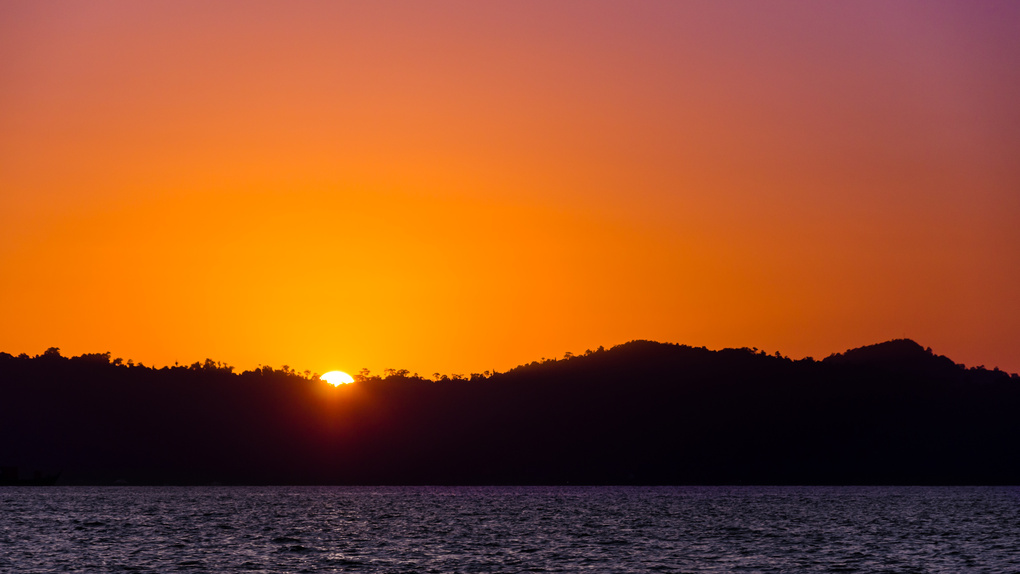 View Untitled 5 by Faiz Abidin