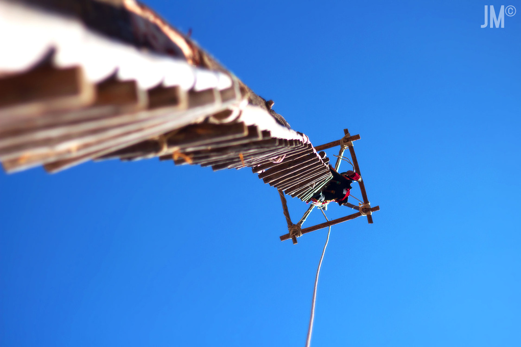 View El palo volador, a guatemalan tradition by Julio Cesar