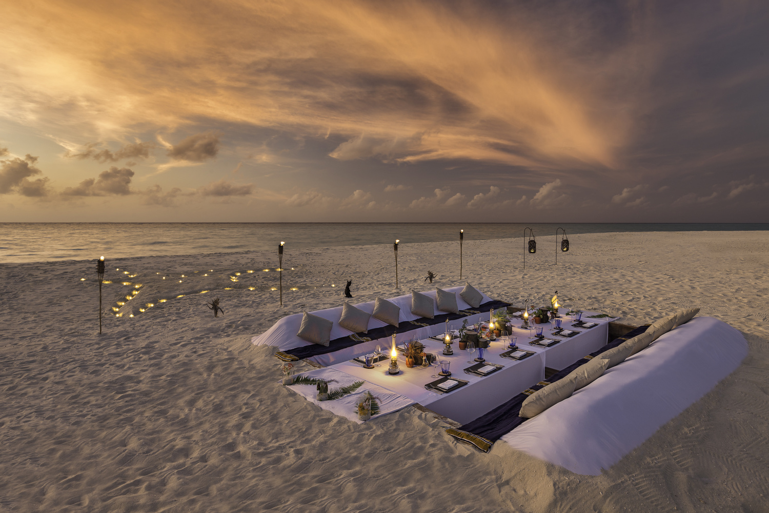 View Dream Island Dinner by Niklas Bernstein