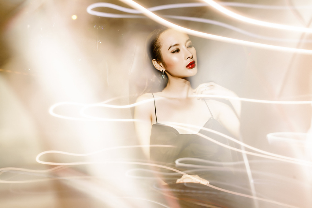 View Angela Phuong Trinh by Anh Huy Pham
