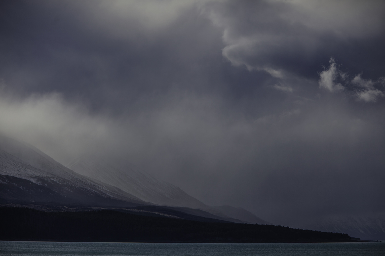 View Lake Pukaki by Isaac Yee