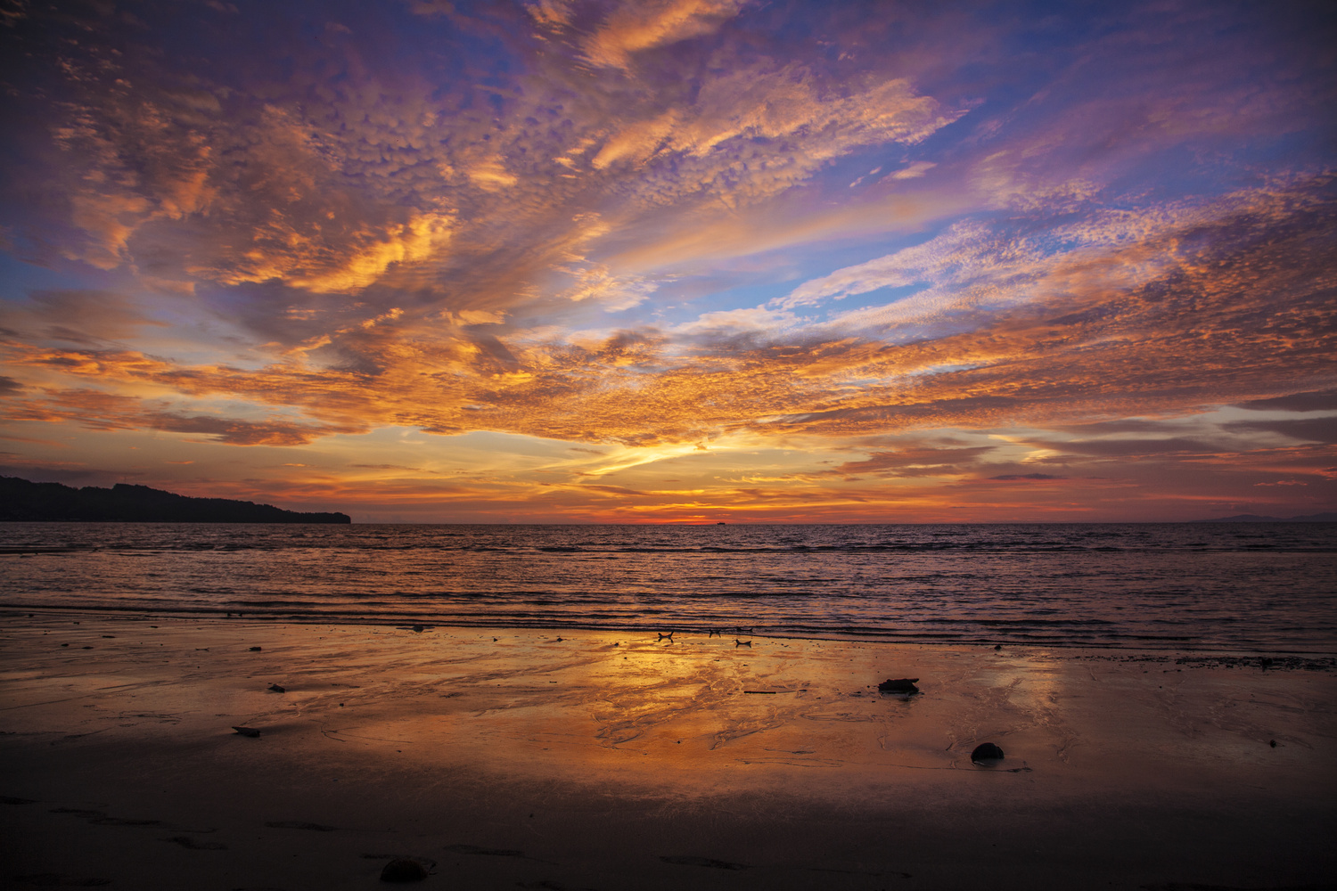 View Sunset 3 by Rio Ubatay