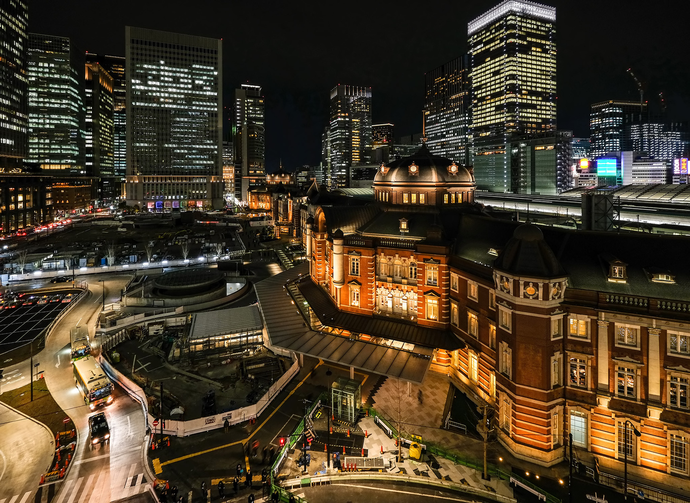 View Tokyo Station by Vming Yan