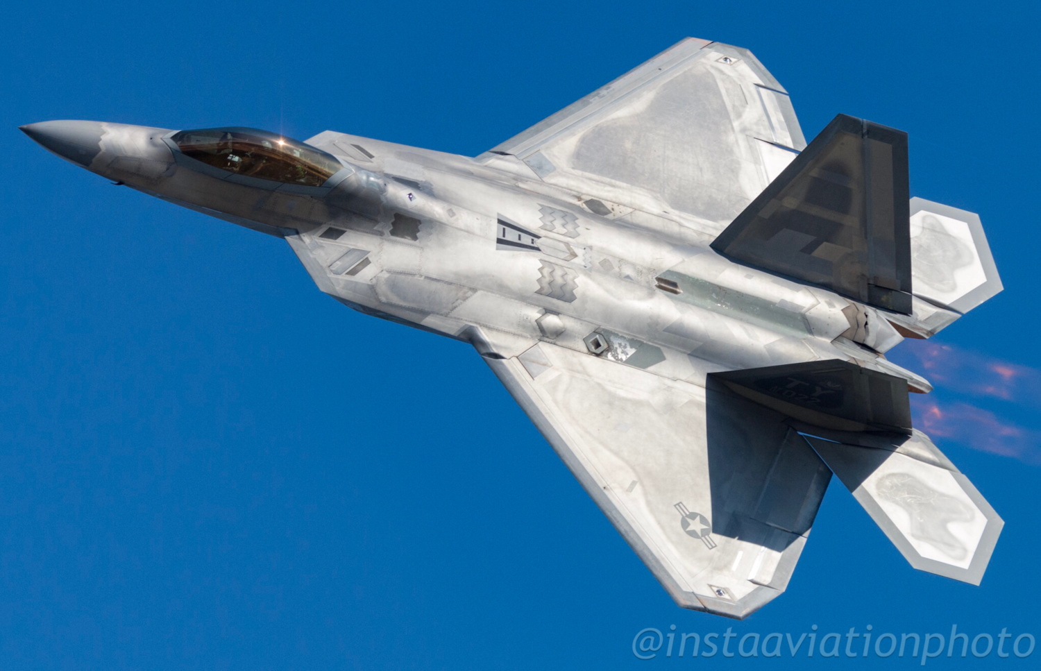 View F-22 Photo Pass by James Hewitt