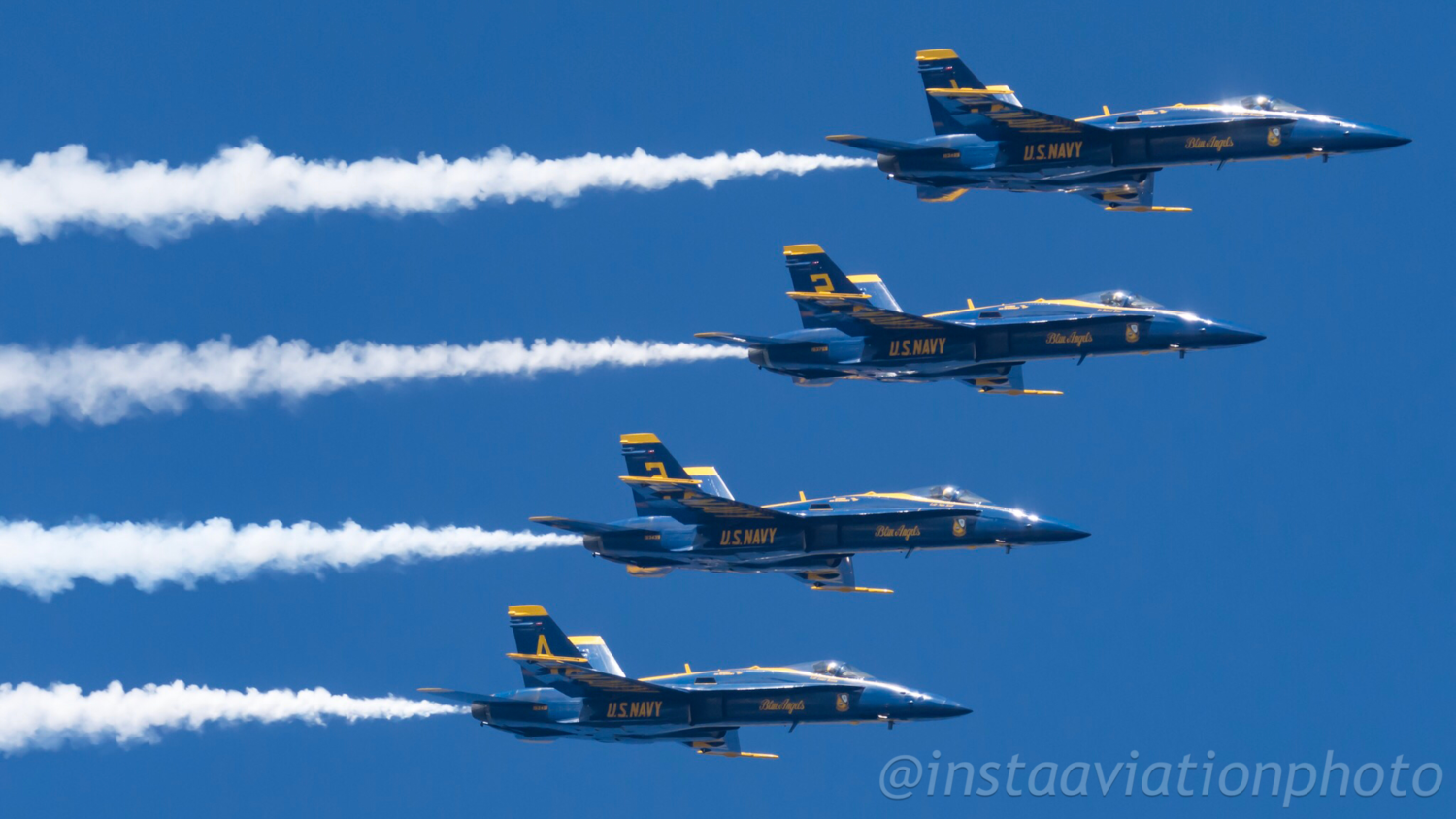 View Blue Angels Diamond Echelon Loop by James Hewitt
