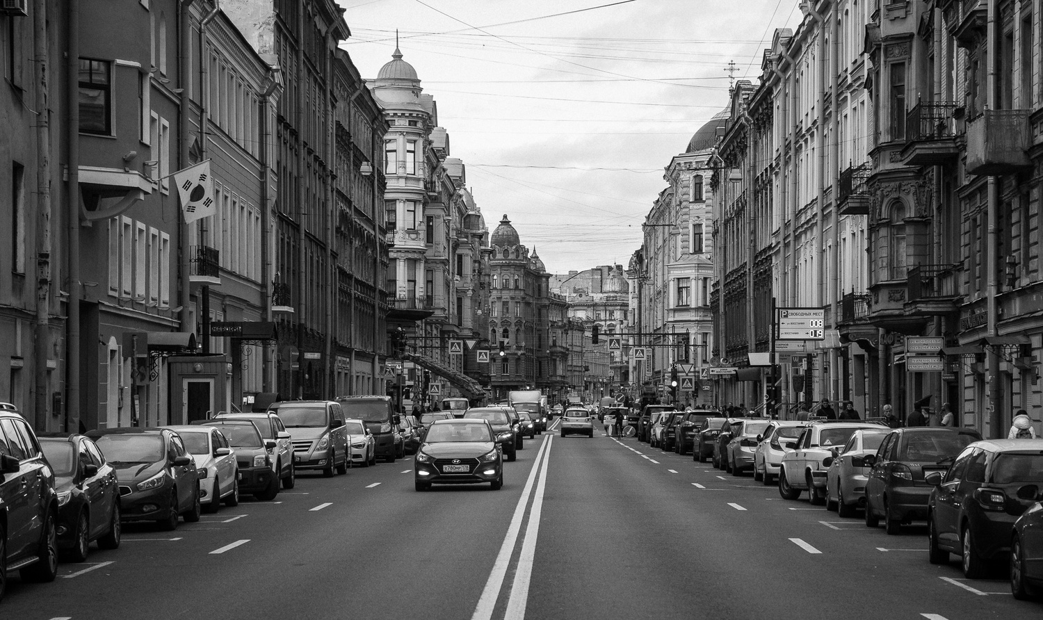 View Street of St Petersburg by Teo Teddy