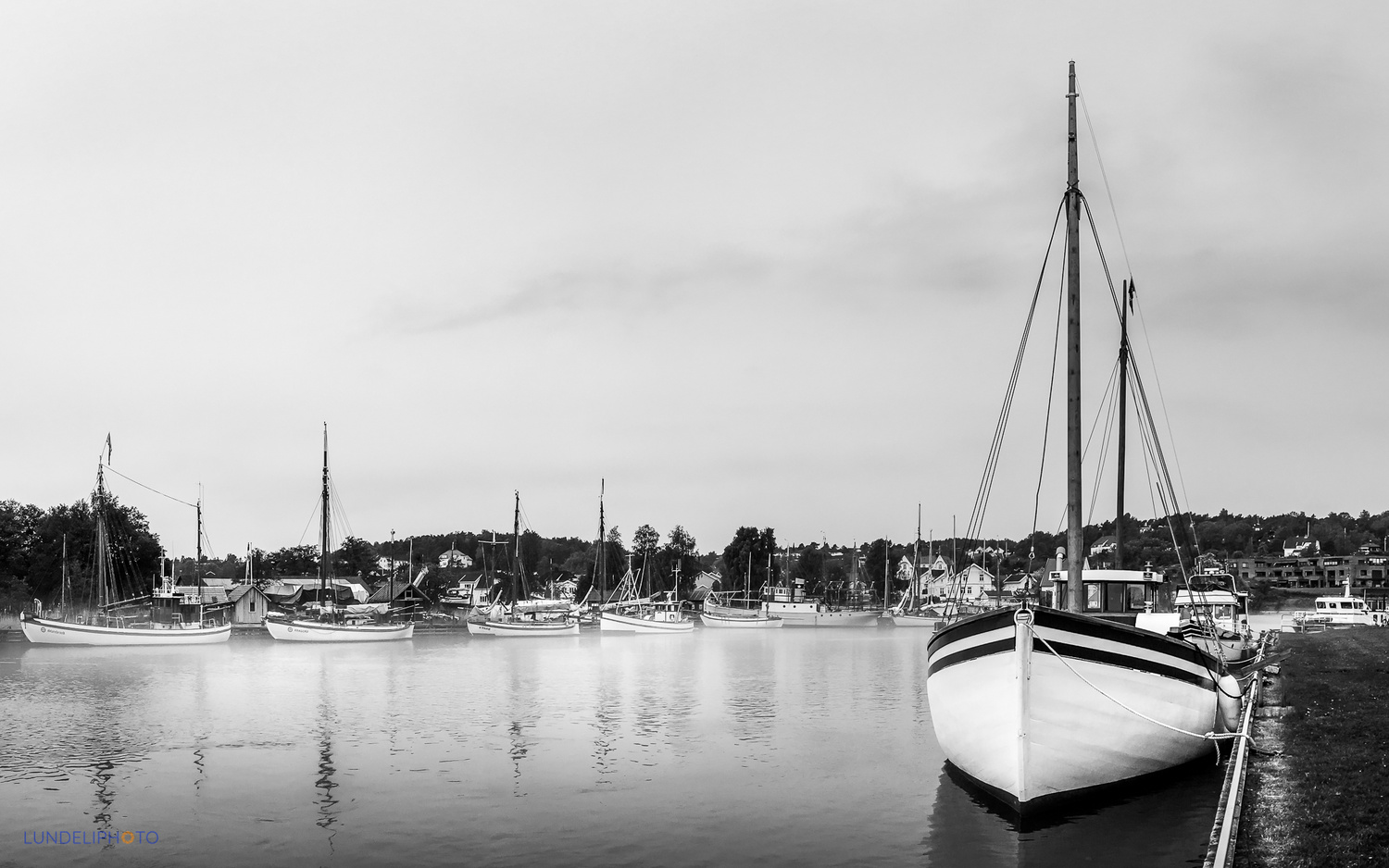 View Untitled 11 by Hans Jørgen Lindeløff