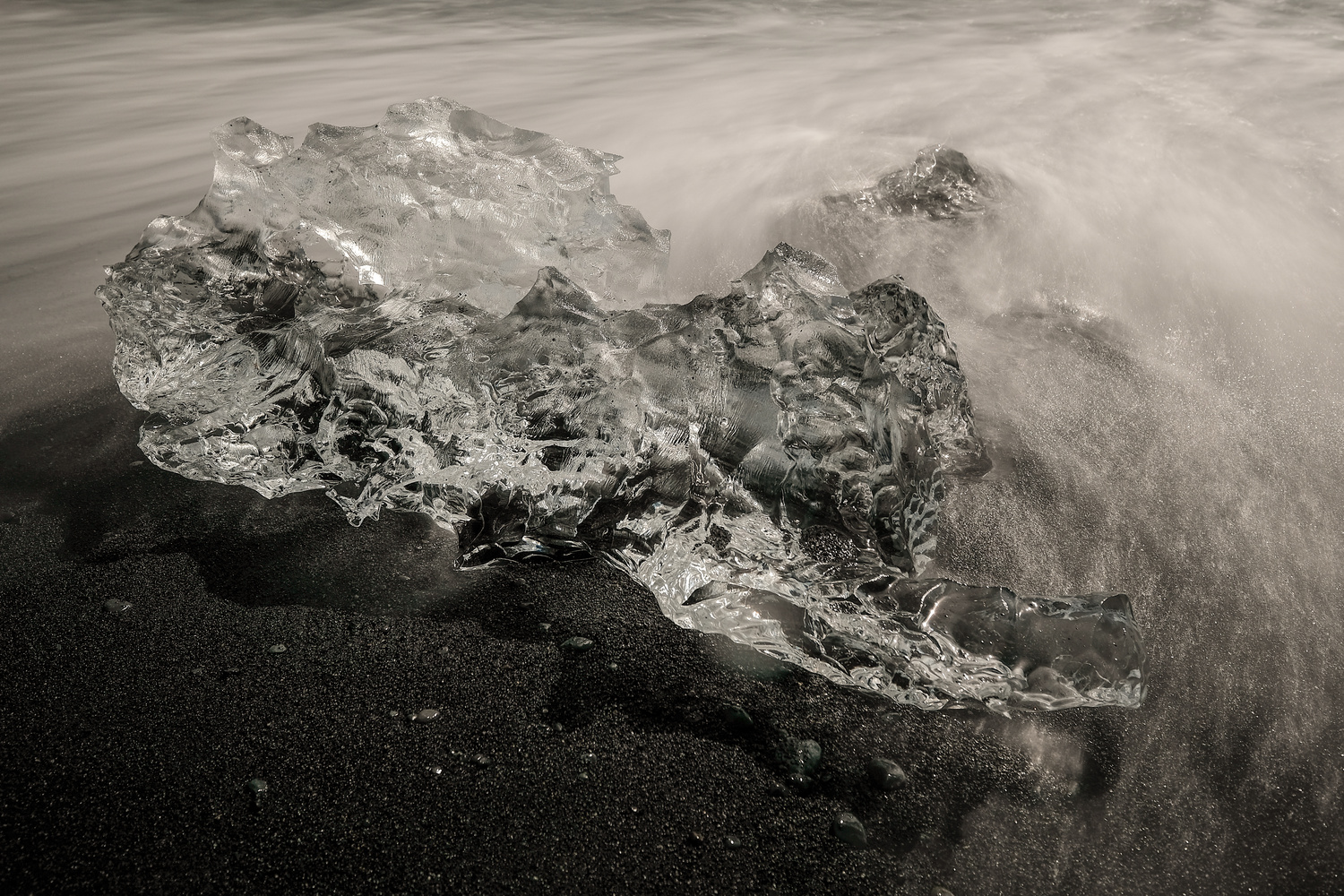 View Untitled 4 by Daniel Maurath