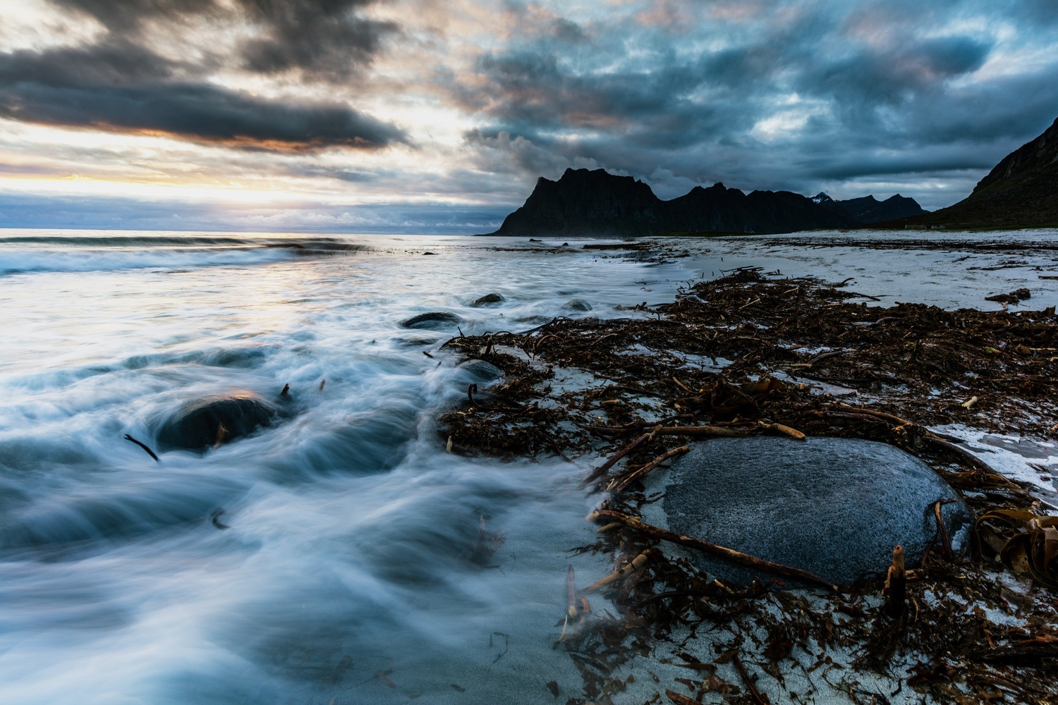 View Untitled 9 by Maximilian Butek