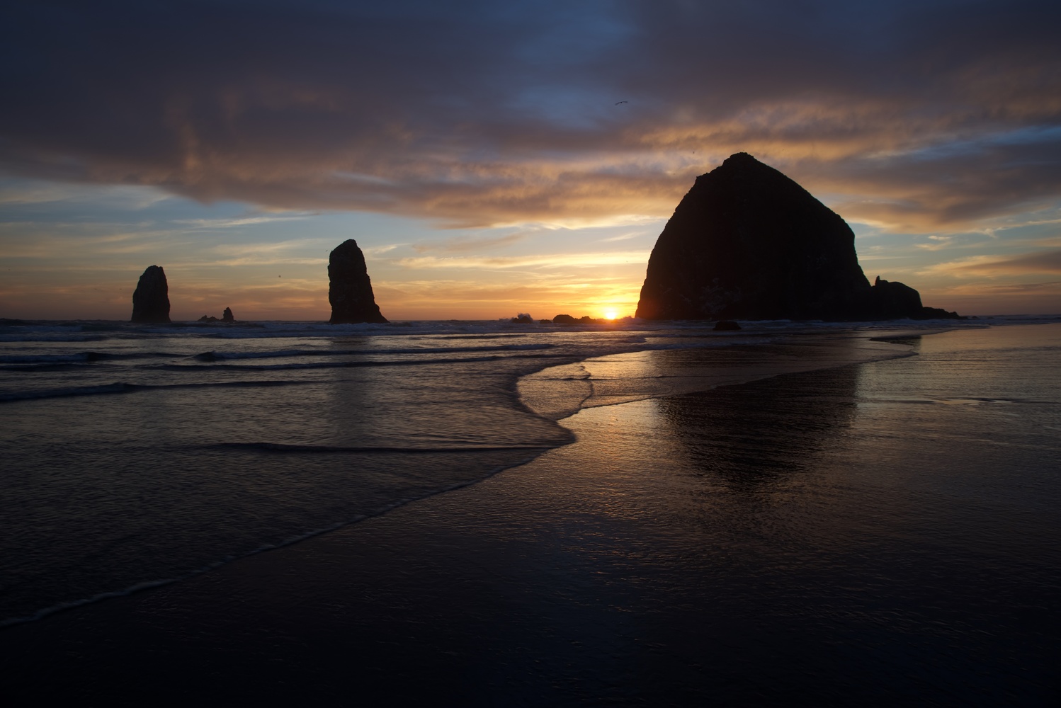 View Untitled 7 by Bruce Lee