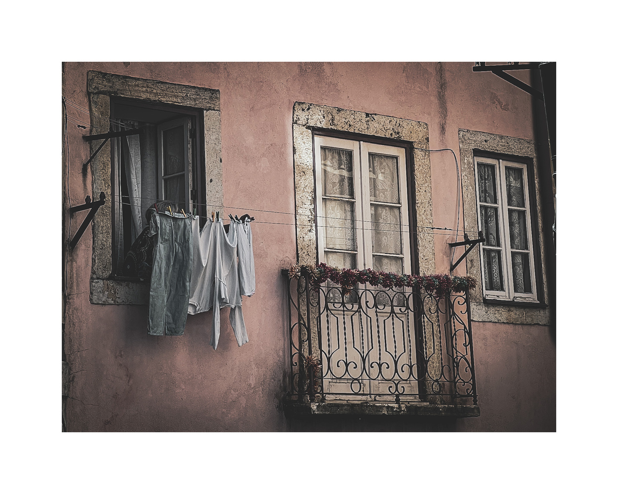 View Washday by Gareth Niccolls