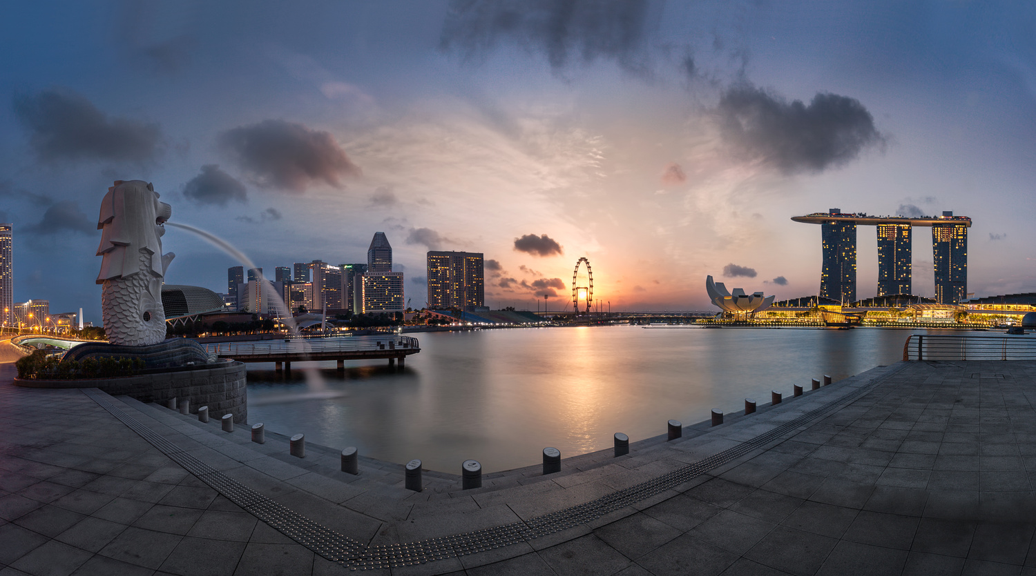 View Merlion by Peter Nguyen