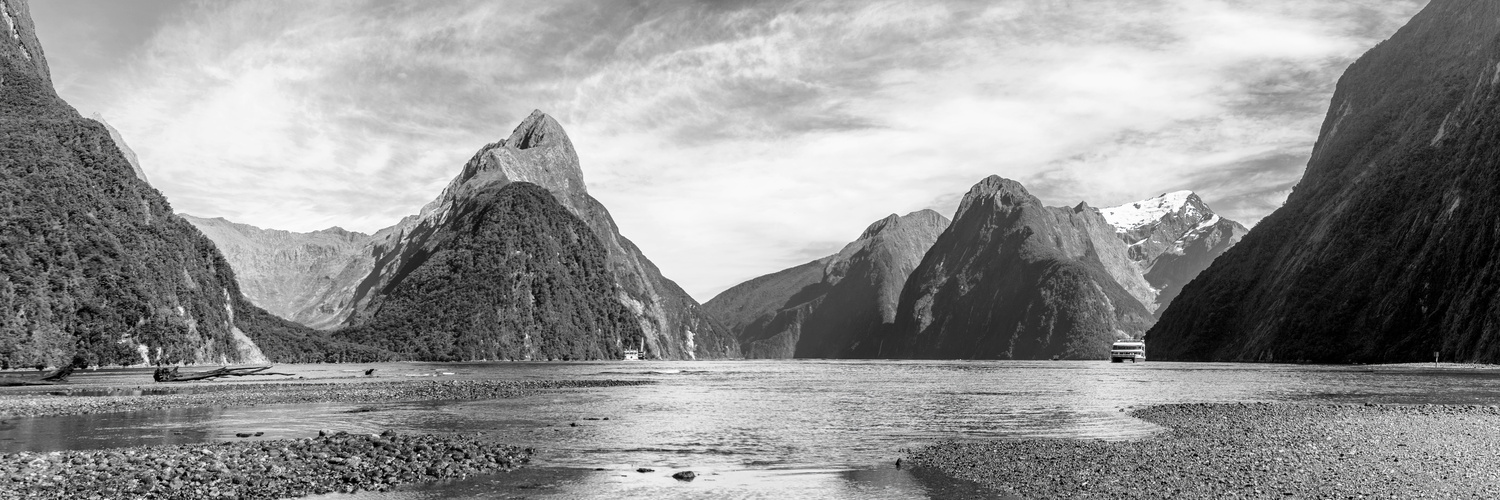 View 5 Shot Panoramic by Jakob Anderson