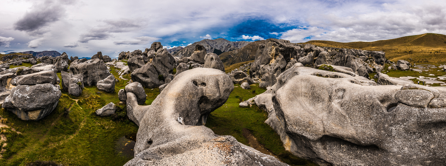 View The rocks of Castle Hill by Juliano Amorim