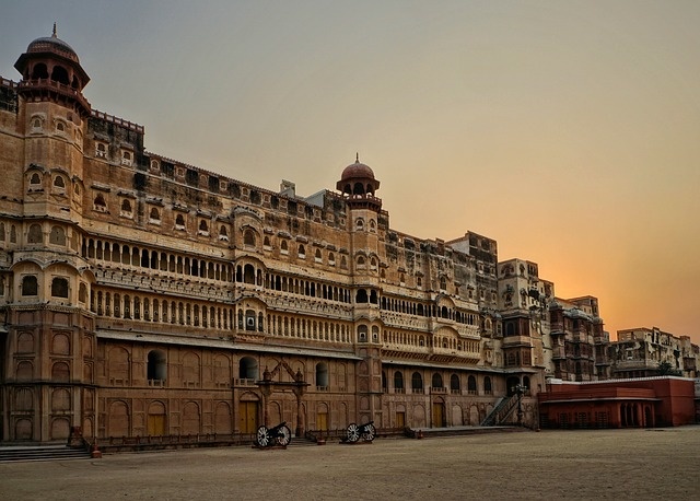 View Luxury tour India by annma rierro