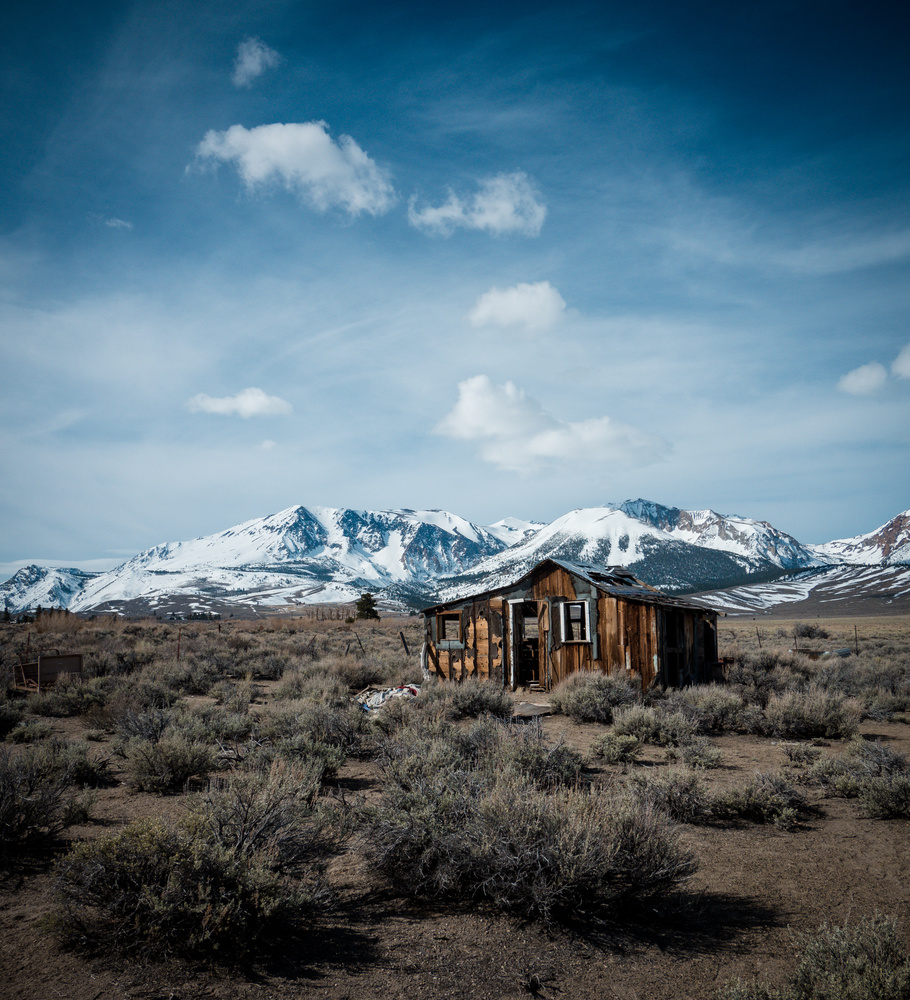 View Shack north of Bishop by John Goddard