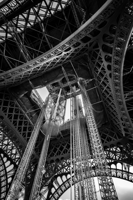 View Eiffel Belly by Darwin Nercesian