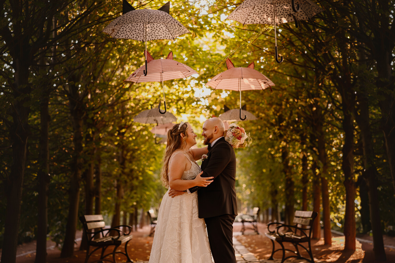 View Umbrella Avenue by Łukasz Świtek