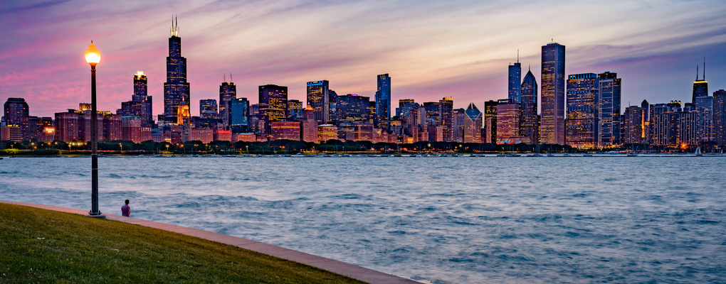 View Chicago skyline sunset by Patrice Bilesimo
