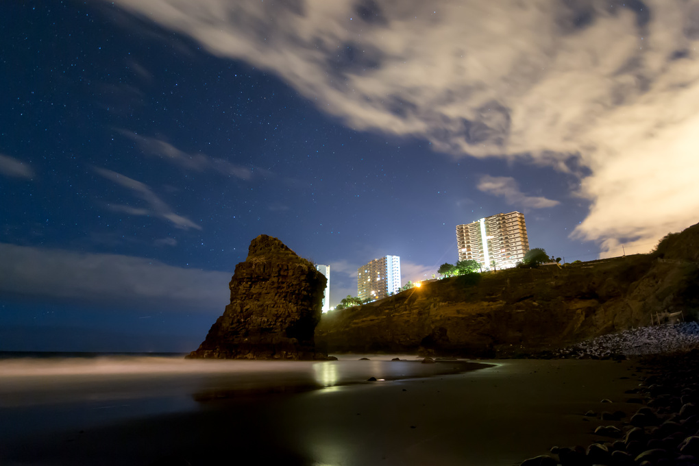 View Untitled 2 by Roberto Robles