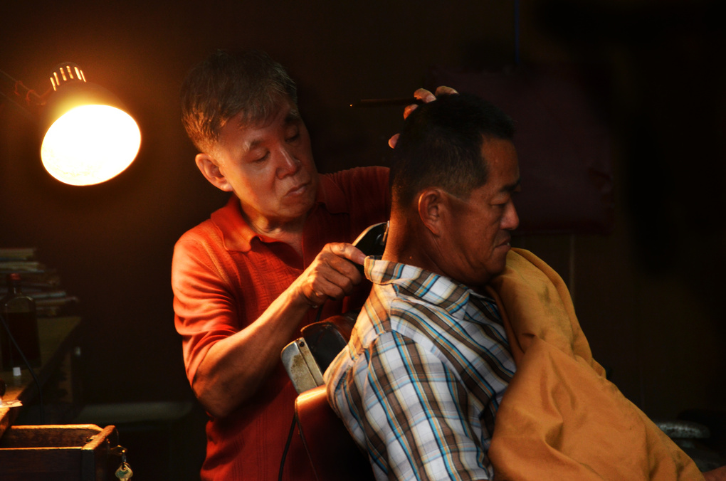 View Old style hair cut. by lai kin hoong