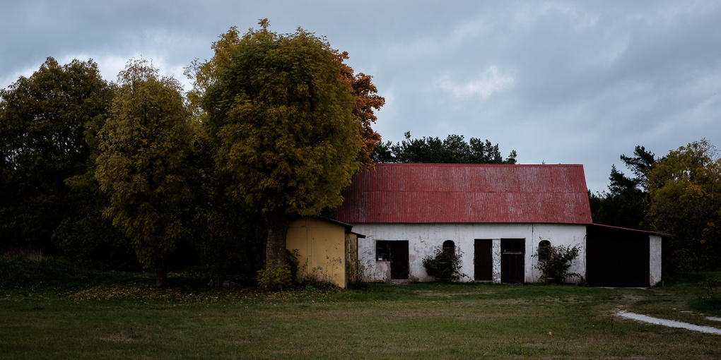 View Lonely autumn barn by Theo Hultberg