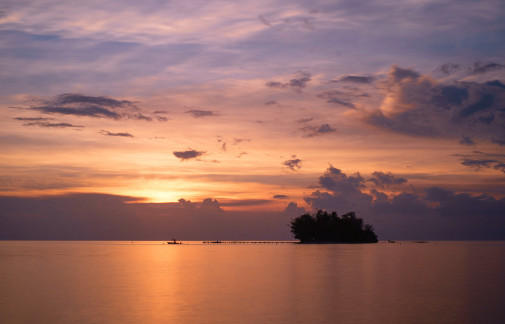 View Isla Ratones by George Rivera