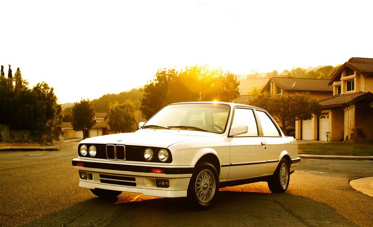 Want to Sell Something on Craigslist? Make It Look Amazing.