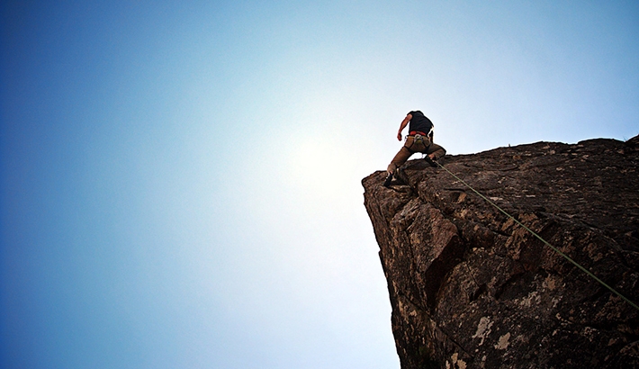 15 Adventurous Rock Climbing Photos