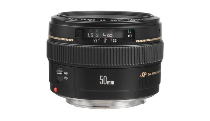 Canon 50mm f/1.4 Lens $60 Off Display Price