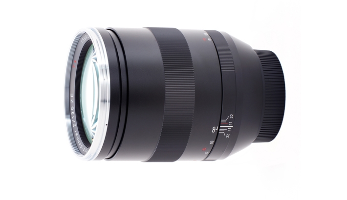 Fstoppers Review: The Zeiss 135mm f/2 APO Sonnar Is Magnificent