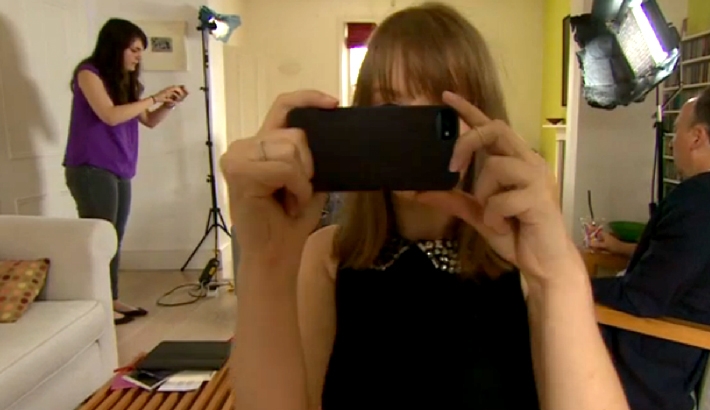 iPhonography: Kills Our Experiences And Memories, Or Enhances Them?