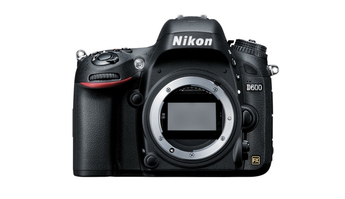 Grab a Refurbished Nikon D600 for $400 Off