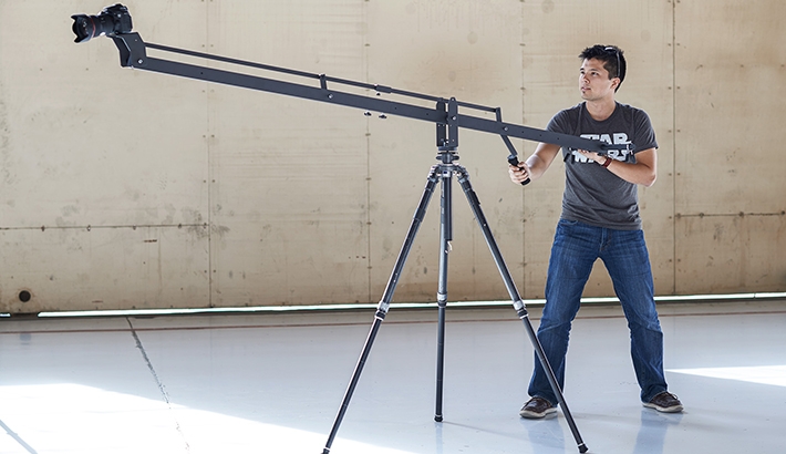 The ProAm Orion is a Sturdy, Smart & Affordable DSLR Crane