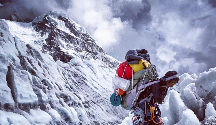 National Geographic Photographer Aaron Huey Creates Fund to Benefit Everest Guides