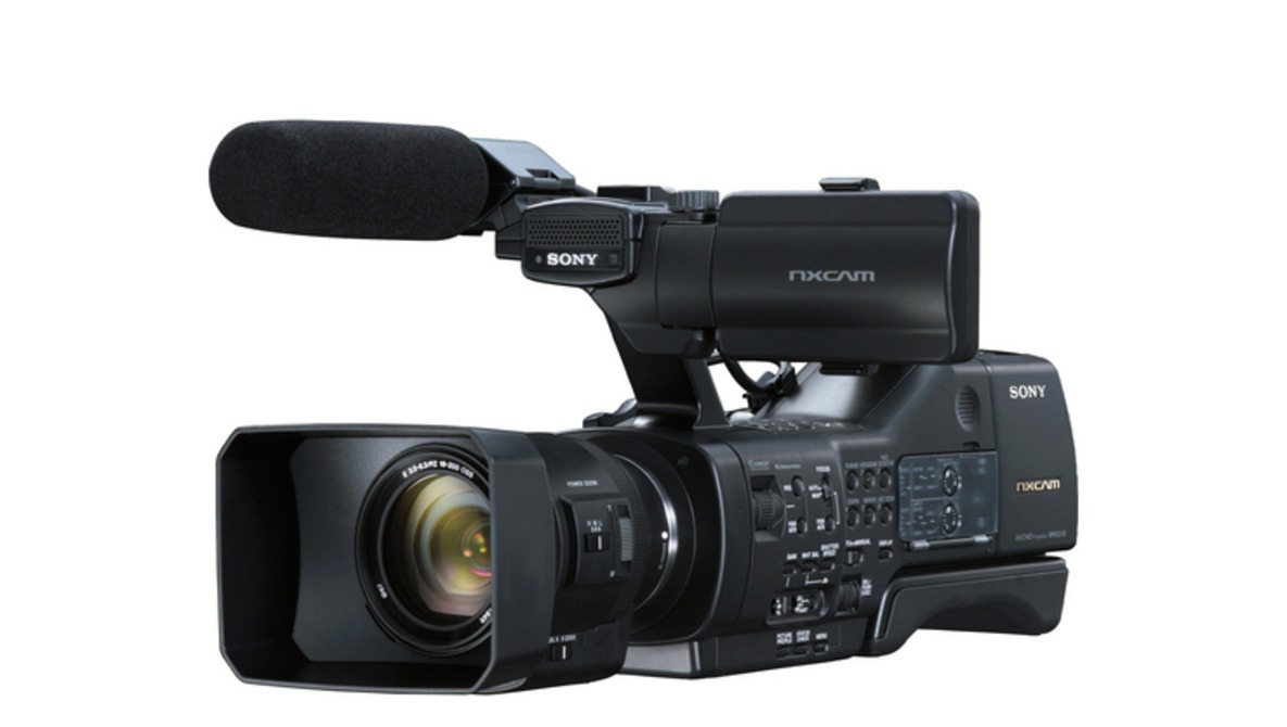 Sony Announces the NEX-EA50 Full HD Pro Camcorder