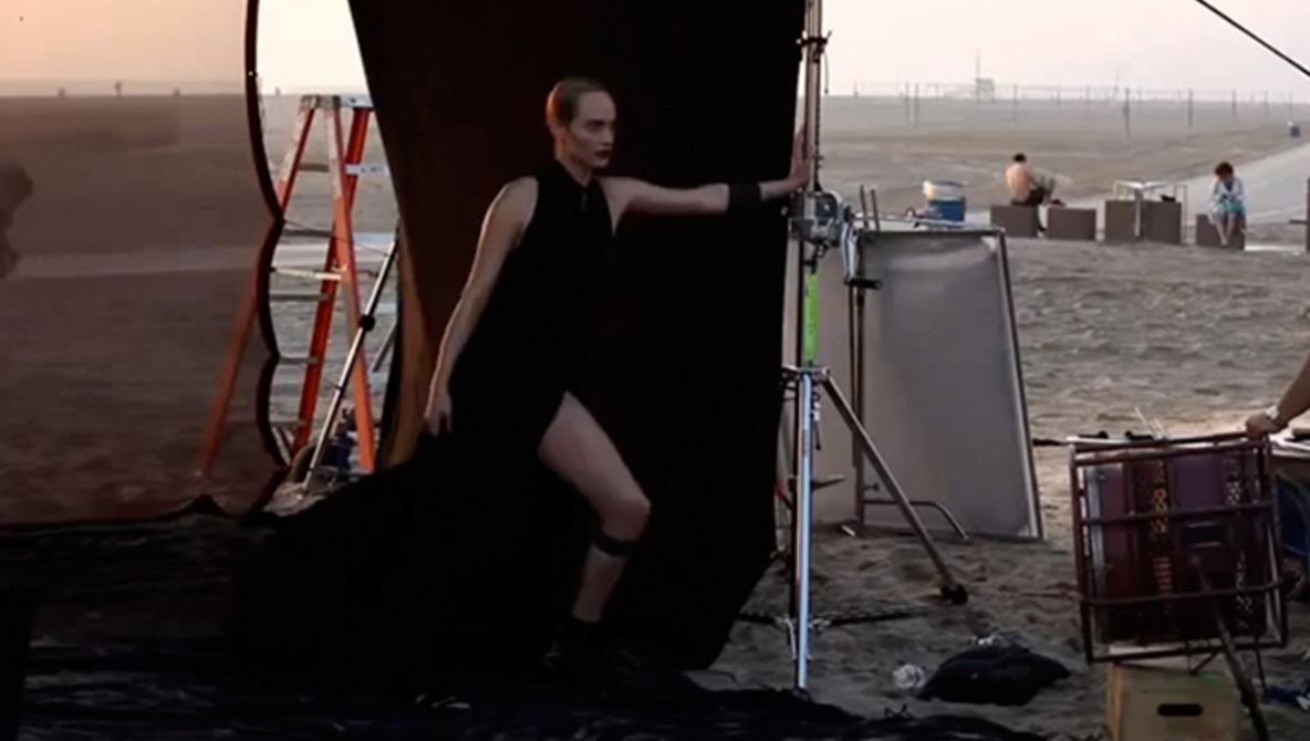 A Peek Behind the Scenes with Peter Lindbergh and Amber Valletta